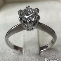ANELLO SOLITARIO ORO 18kt. E DIAMANTE 0,66 G