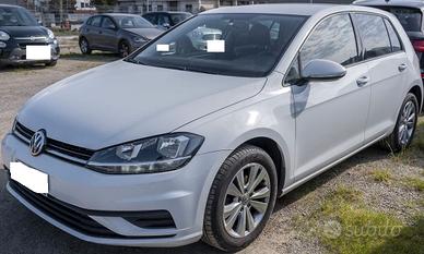 VW GOLF 1.0 TSI VII BlueMotion SENZA VINCOLI E6