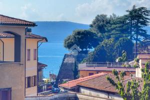 3 LOCALI A ANGUILLARA SABAZIA