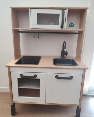 cucina Ikea bambini con accessori 