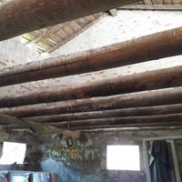 travi in legno vecchi  numero 11 metri 6 diametro 