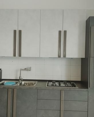cucina pari al nuovo