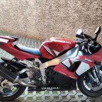 Scarico completo AKRAPOVIC R1 carburatori 1998 01