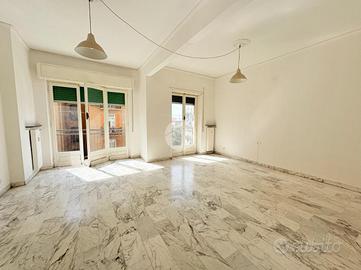 5 LOCALI A GENOVA