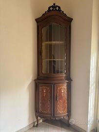 Angolare/vetrinetta antica