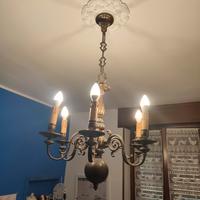 Lampadario con candelabri