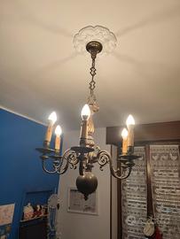 Lampadario con candelabri