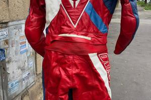 Tuta turistica da moto in pelle Dainese due pezzi