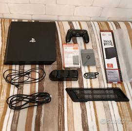 Ps4 Pro + Controller, Hard Disk 1Tb, 3 Giochi ecc.