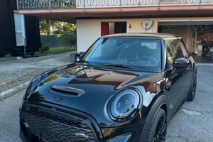 Mini Cooper JCW 1to6 edition