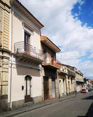 CASA INDIPENDENTE A GIARRE