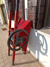 Pigiatrice-Macina uva