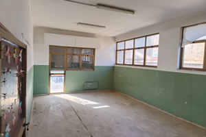 Magazzini varie metrature via Rampolla