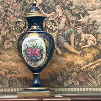 Vaso di antiquariato porcellana blu cobalto