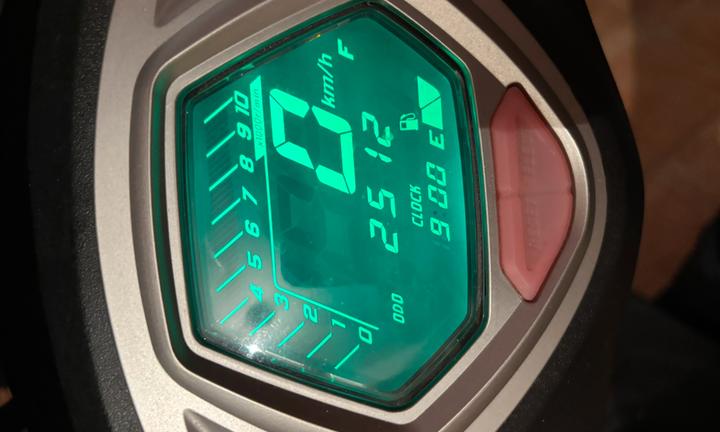 Motron Brezzy 50 Scooter