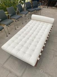 Divano Triclinio di design – realizzato da Ludwig