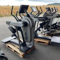 TECHNOGYM ELLITTICA CROSSTRAINER VARIO EXCITE  700