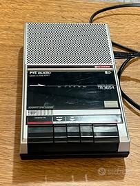 Registratore e riproduttore audiocassette vintage