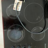 Piano cottura in vetroceramica