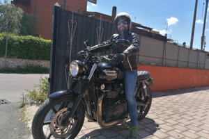 Triumph Bonneville se