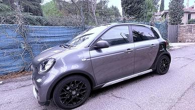 Smart four four crosstown