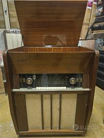 Radio-fonografo a mobile d'epoca degli anni '50