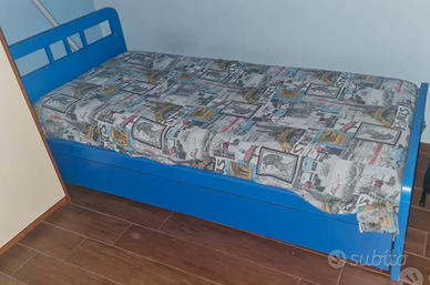 2 letti singolo con rete, doppio materasso.
