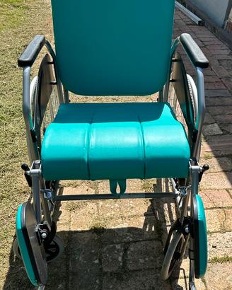 Sedia a rotelle Carrozzina comoda