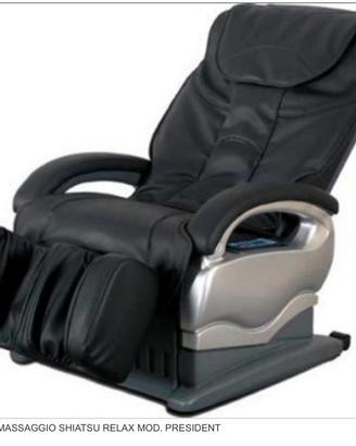 Poltrona shiatsu Usata 2 motori, massaggiante nera