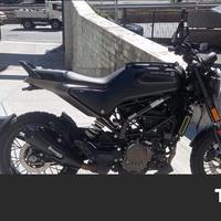 HUSQVARNA Svartpilen 125 4T