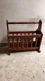 Porta rivista in legno