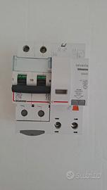 interruttore 16A bticino