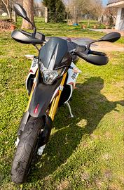 Aprilia Dorsoduro 750
