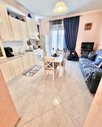 Casa Vacanze a Molfetta con Vista Mare e Parcheggi