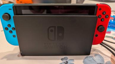 Nintendo Switch + RingFit + 4 Joy-Con + Custodia