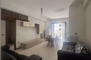 RIF. 403 VILLAGGIO COPPOLA - APPARTAMENTO 3 PIANO