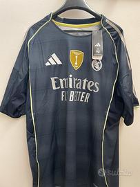 Maglia real madrid blu di mbappè
