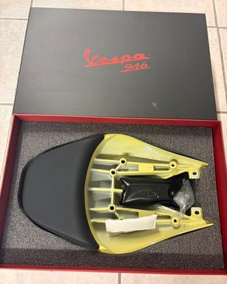 Vespa 946 Bunny kit sella passeggero con staffa
