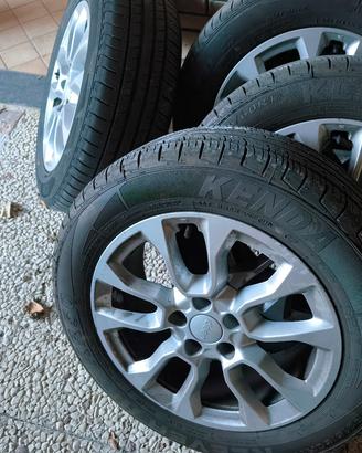 ruota di scorta x jeep  pneumatico al 70%