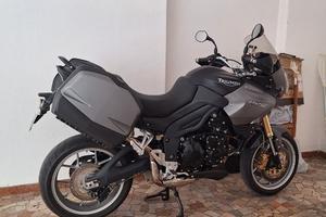 Triumph tiger 1050 abs