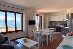 Trilocale vista lago - Manerba del Garda
