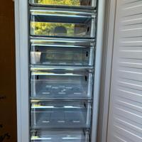 freezer con cassetti NUOVO