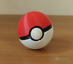 Openable Pokeball 3D Printed PLA