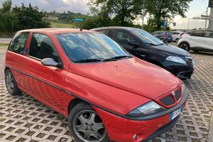 Lancia Y Elefantino Rosso