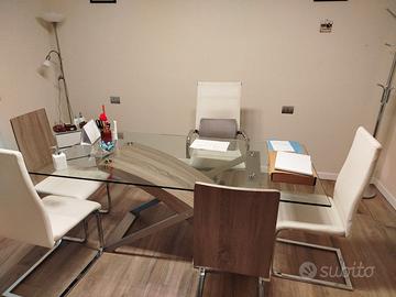 Tavolo design vetro + 4 sedie moderne