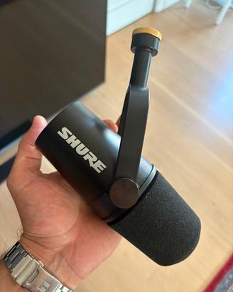 Microfono Shure MV7X XLR