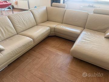 Divano in vera pelle angolare con chaise long