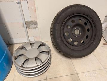 Cerchi in ferro 15 Pollici + copri - Fiat 500L
