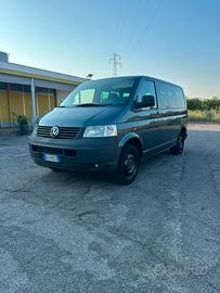 volkswagen caravelle t5 4x4 diesel manuale