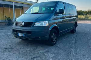 volkswagen caravelle t5 4x4 diesel manuale
